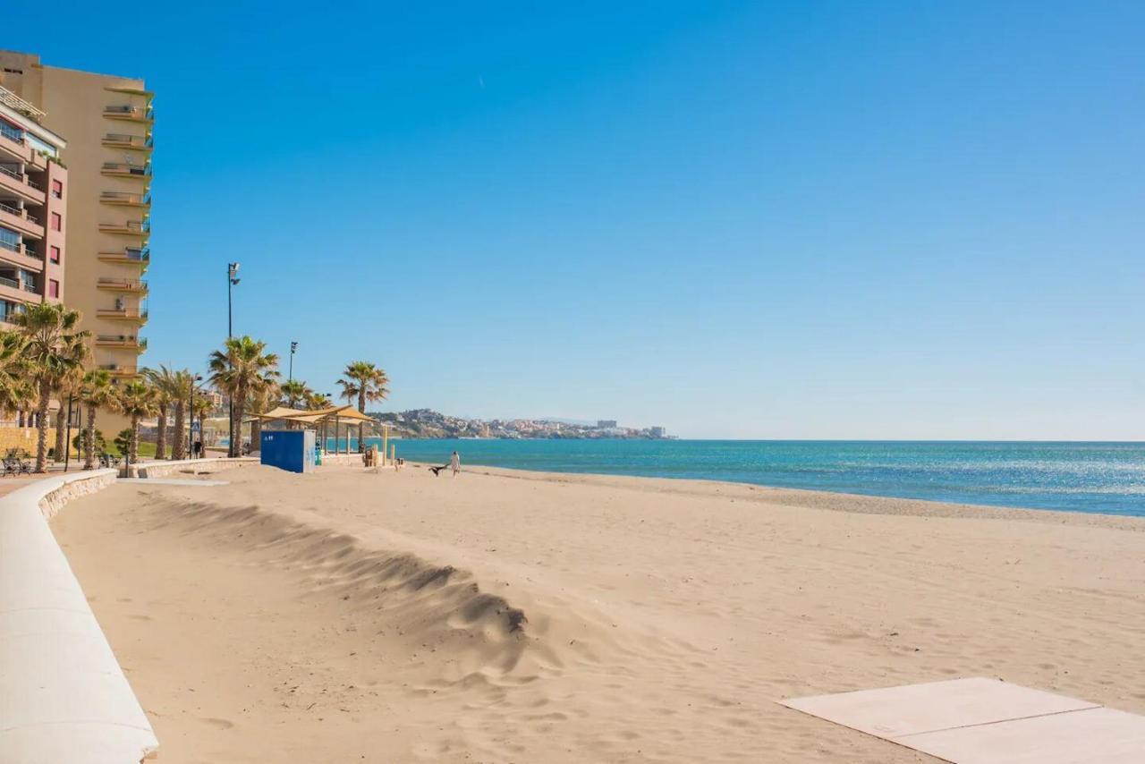 Fuengirola, Primera Linea De Playa Exterior photo