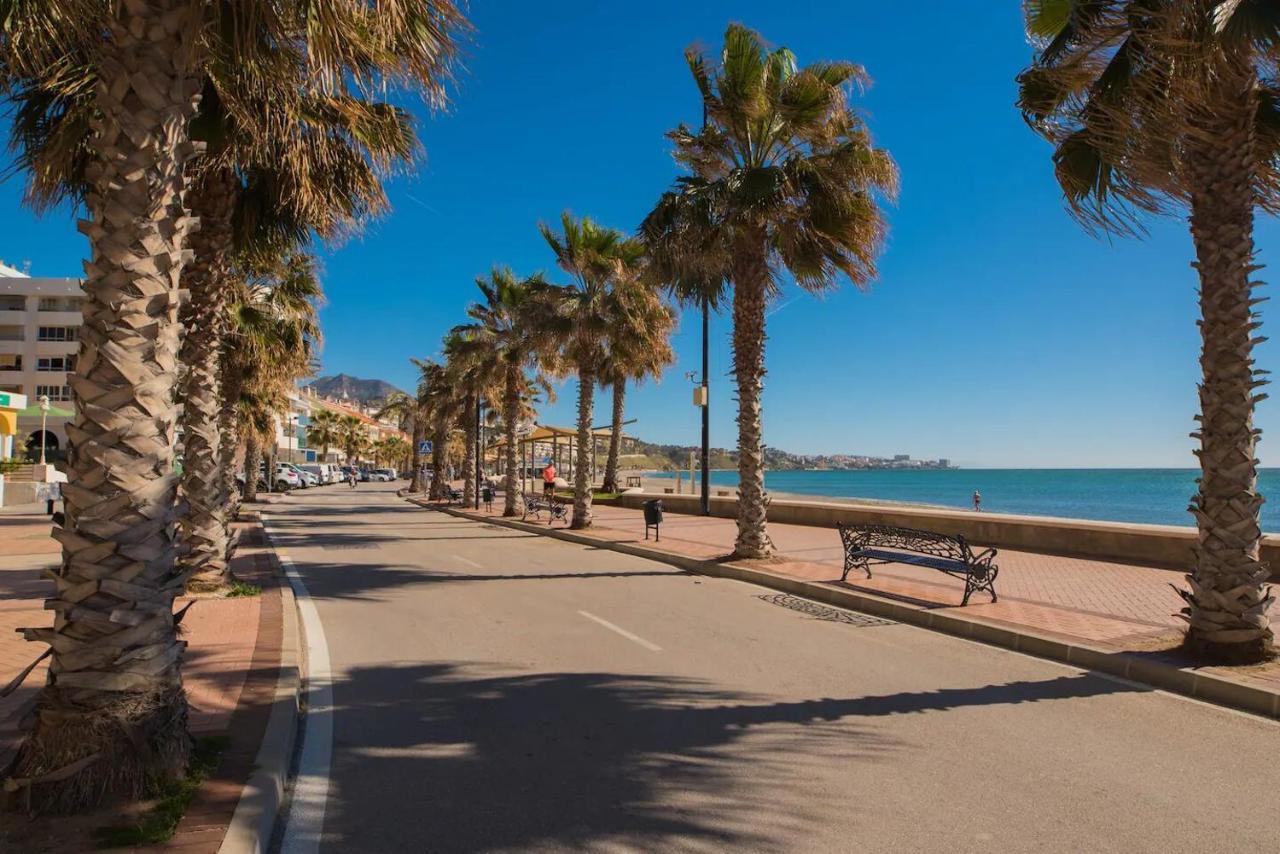 Fuengirola, Primera Linea De Playa Exterior photo